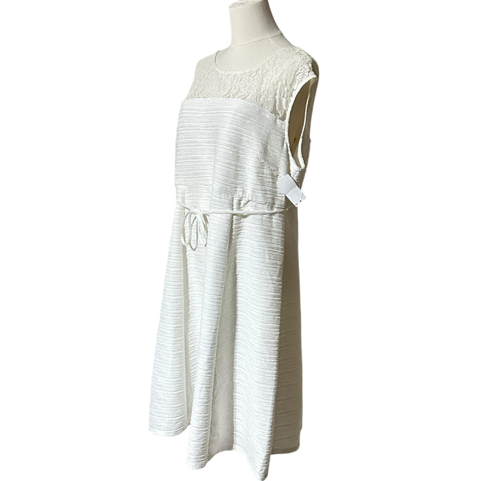 Pre-Loved Motherhood Maternity White Lace Dress – Size 1X