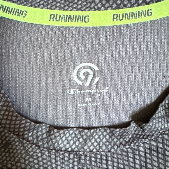 Champions Lightweight Gray Geometric Men's Summer T Shirt - Size Medium From PanacheProse