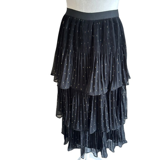 Chelsea & Violet Tiered Pleated Elastic Band Maxi Skirt – Size XS, from PanacheProse