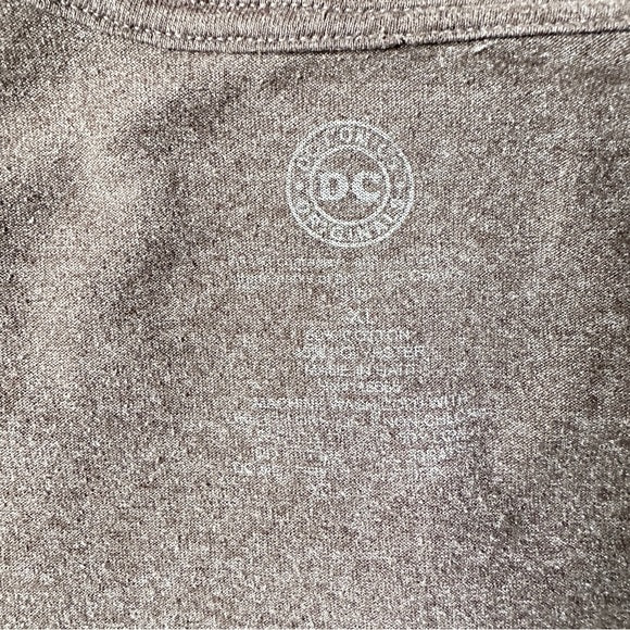 DC Comics Justice League T-shirt - Size Men’s XL, from PanacheProse