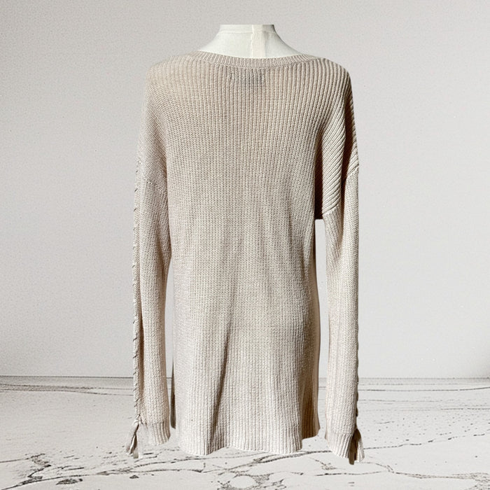 Pre-Loved American Eagle Outfitters V-Neck Sweater in Cream – Women’s Size M