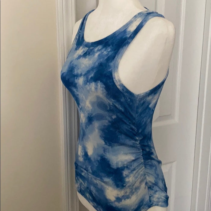 Forever 21 Women’s Racerback Tank Top - Size M, from PanacheProse