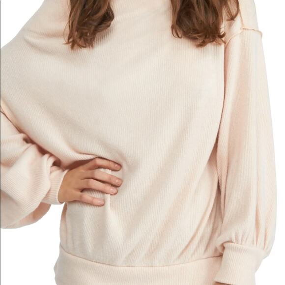 Free People Main Squeeze Off the Shoulder Knit Sweater - Size Medium, from PanacheProse