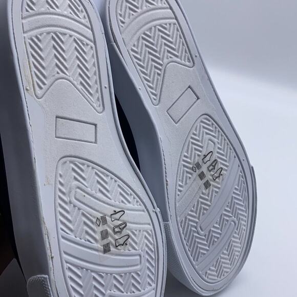 Gymboree Boy’s Navy Blue Boat Shoes Sneakers - Size 2, from PanacheProse