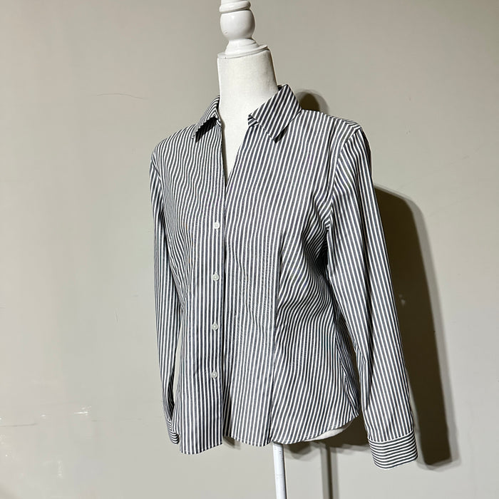 Jones New York Signature Gray & White Striped Button-Down Shirt – Size Women’s M, from PanacheProse