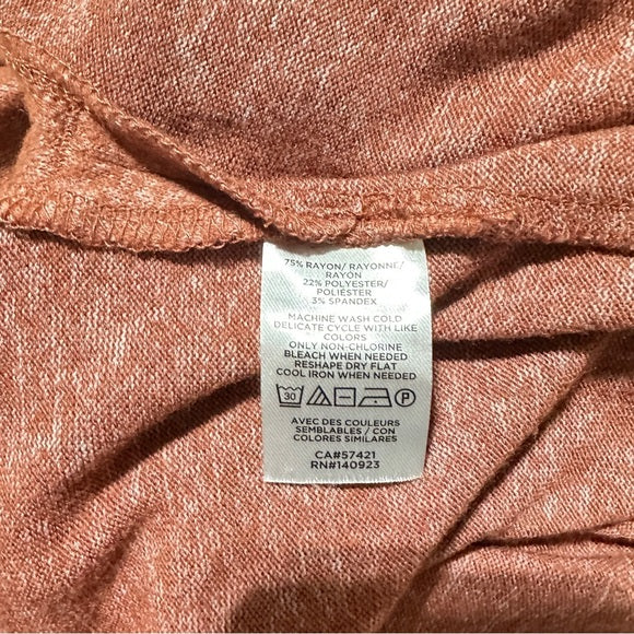 LOFT Rust V‑Neck Long Sleeve Top –  Women’s XS from PanacheProse