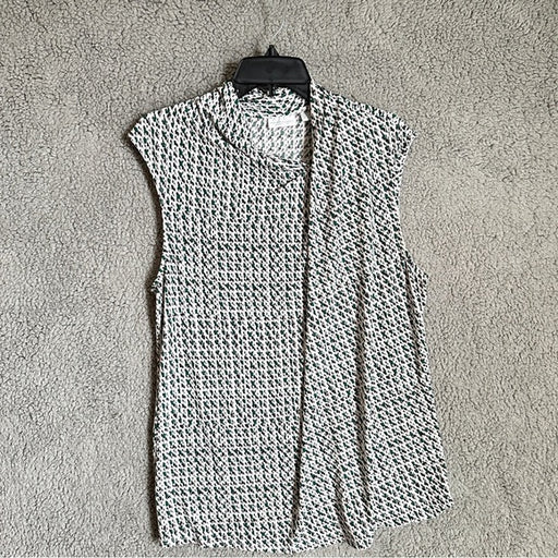 New York & Company Sleeveless Black and White Patterned Blouse - Size Women’s XL , from PanacheProse