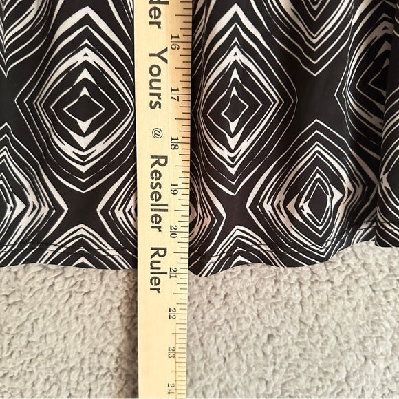 Tiffany & Grey Black and White Geometric Blouse - from PanacheProse