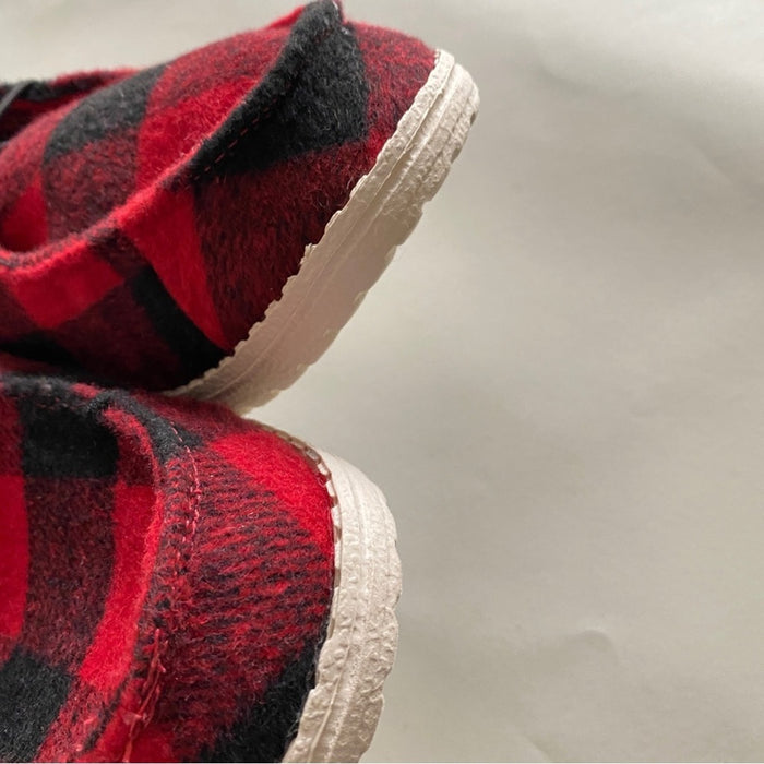 True Craft  Women’s Ref /Black Plaid Shoes - Size 7.5M, from PanacheProse