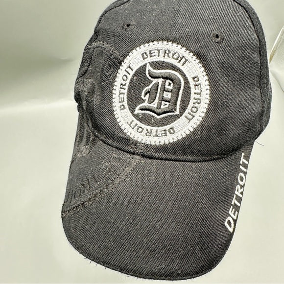 Vintage Detroit Embroidered Baseball Cap – Adjustable Velcro Strap, Unisex
