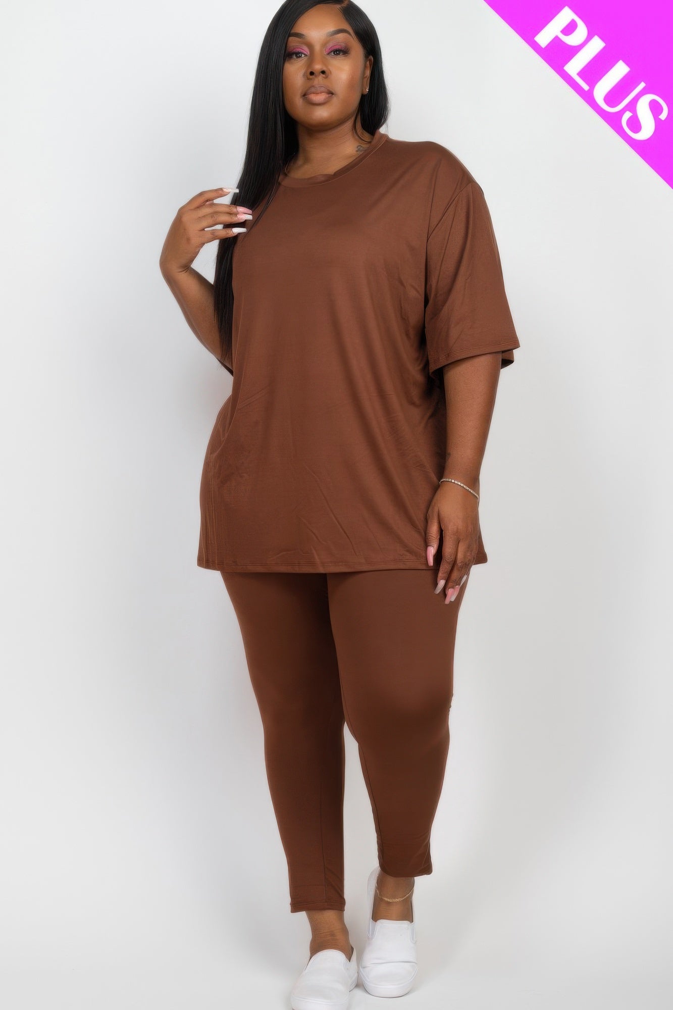 Plus Size Oversized T-shirt & Leggings Set – Comfortable and Stylish"