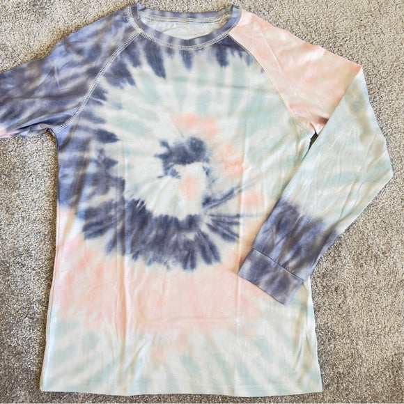Women’s Tie-Dye Lightweight Pullover Sweatshirt –from PanacheProse