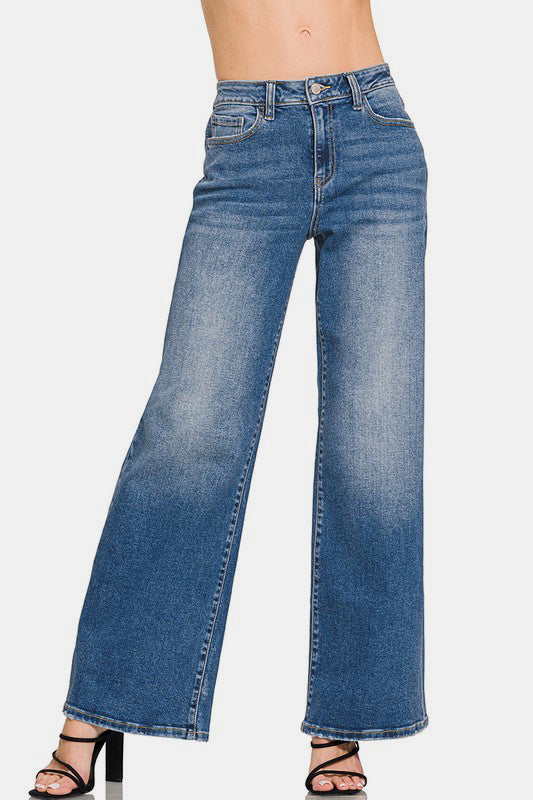 "High Rise Wide Leg Jeans with Pockets - Flattering & Trendy for Women"