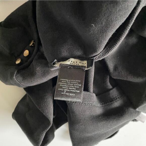 Ann Taylor Petite Size MP Women’s 3/4 Solid Color Black Top Blouse