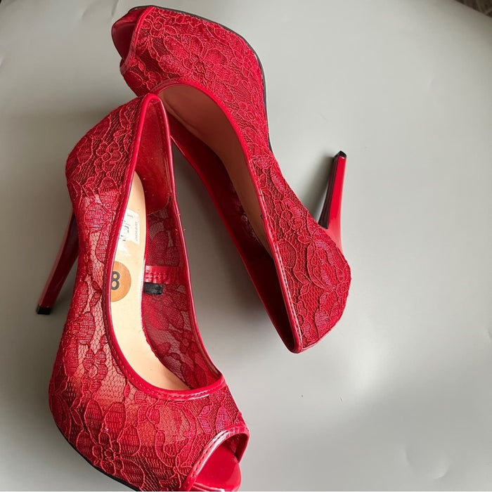Guess Los Angeles Size 8M Women’s Red Heels Fabric Shoes