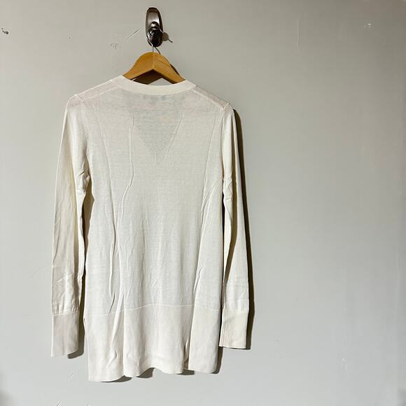 Ann Taylor Size S Women’s Solid Long Sleeves V Neck Sweater