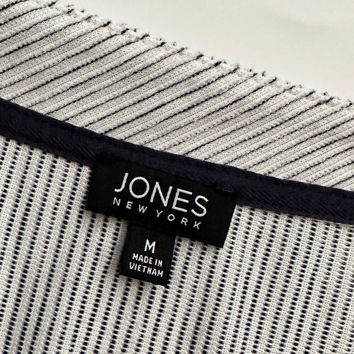 Jones New York Women’s Blouses Size Medium Black & White Striped V Neck Pullover